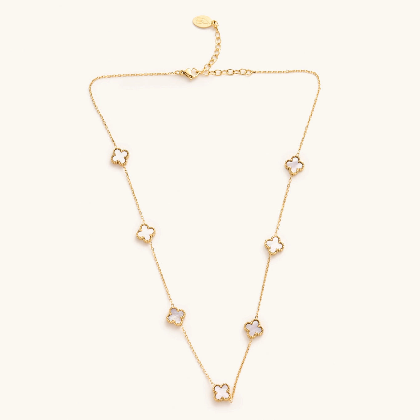 Nikki Smith - Mini White Flora Necklace