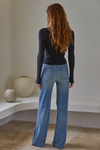 Rylie Long Sleeve Crop