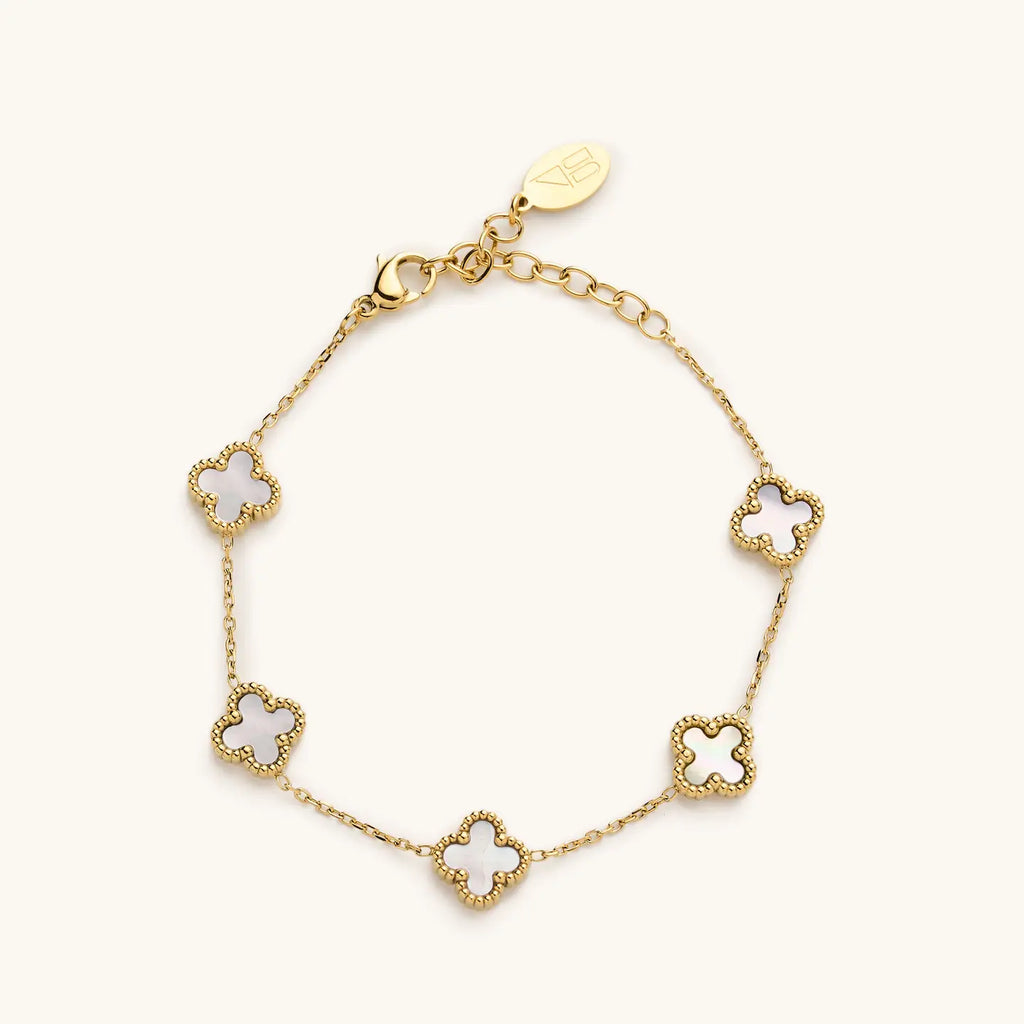 Nikki Smith - White Floral Bracelet – Sage and Co.