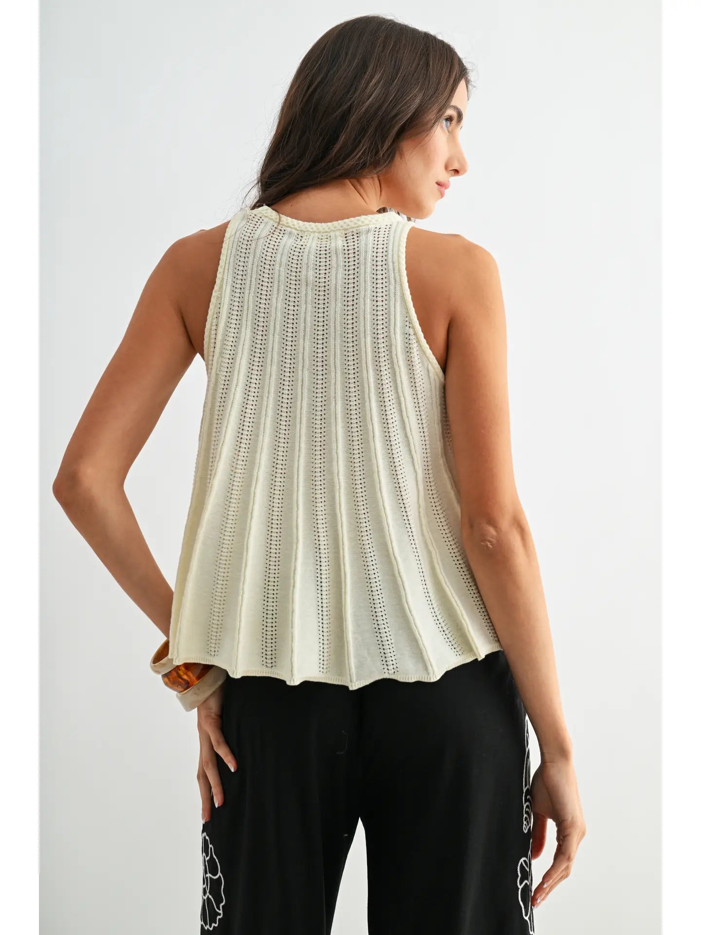 Sleeveless Knit Top, flared hem