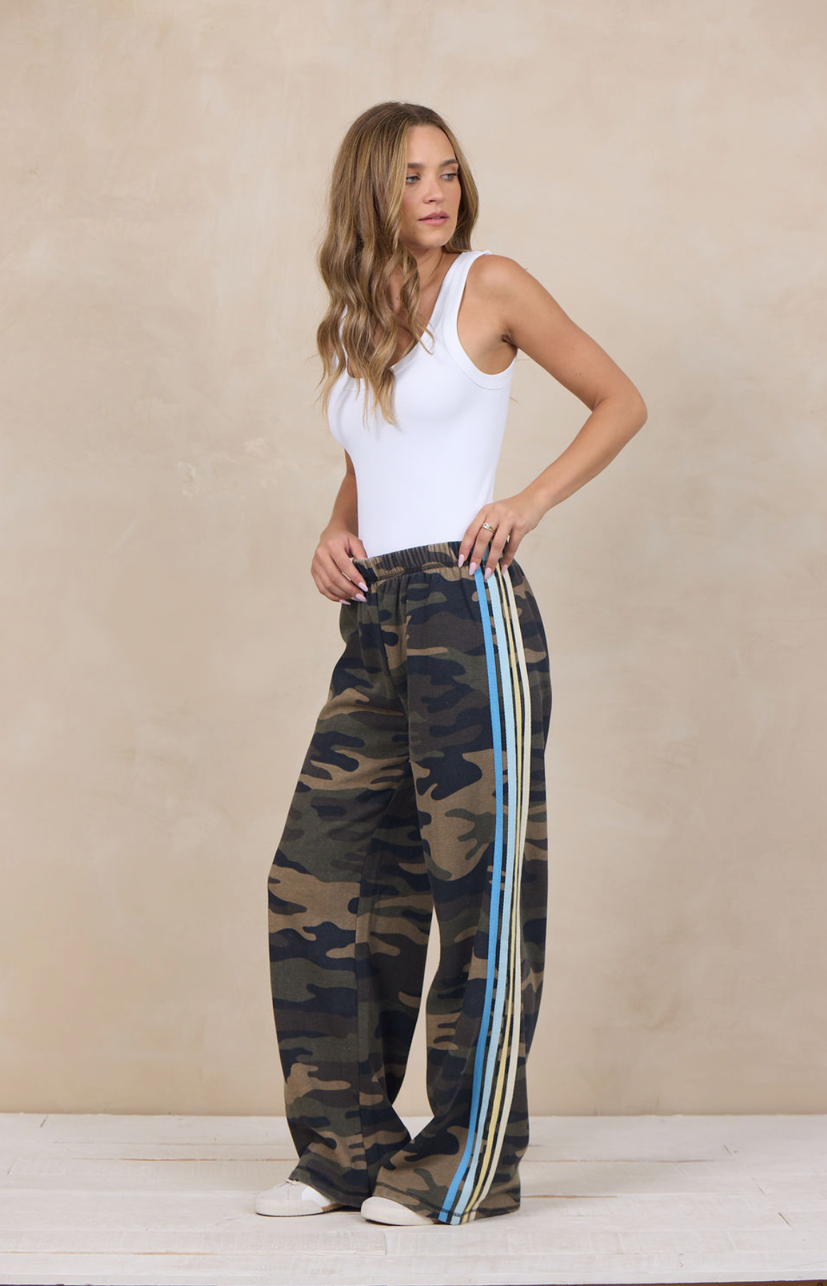 Alpine Jogger with Stripe