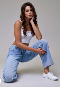 Hidden Mid Rise Logan Cuff Jean