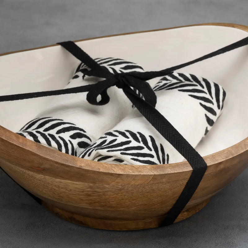 Large Wooden Serving Bowl w Dish towels