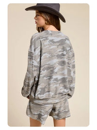 Free Bird Camo Sweatshirt (red Graphic)