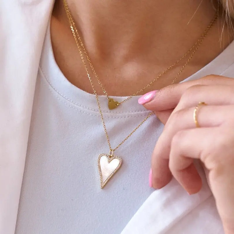 Nikki Smith - White Shell Necklace