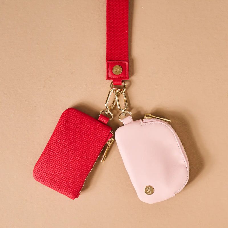 DYNAMIC DUO POUCH WRISTLET