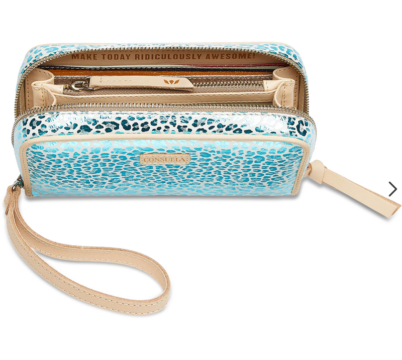 Consuela - Wristlet Wallet - Kat